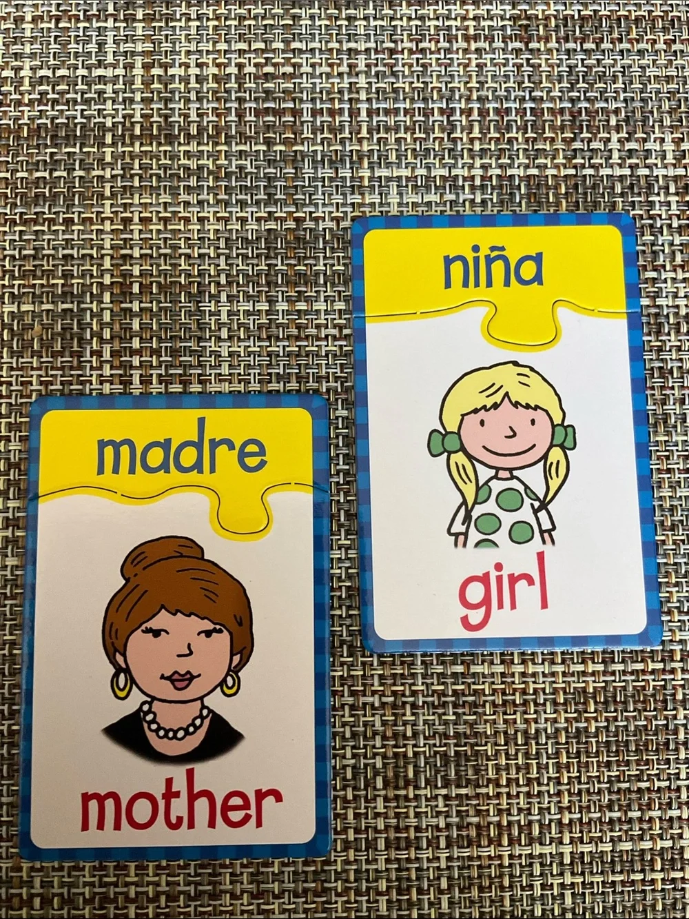 Spanish-English Kids Vocabulary Puzzle Cards - NWT